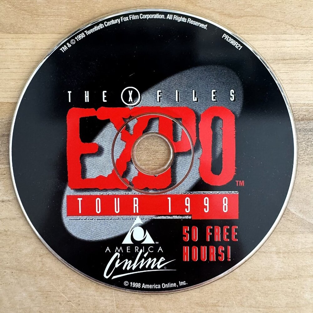 X-FILES EXPO TOUR 1998 PC CD-ROM AOL collectible